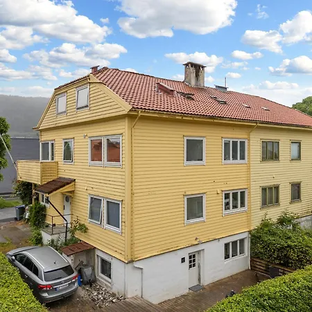 Quiet Area - Sun Terrace - Mountain Views Leilighet *